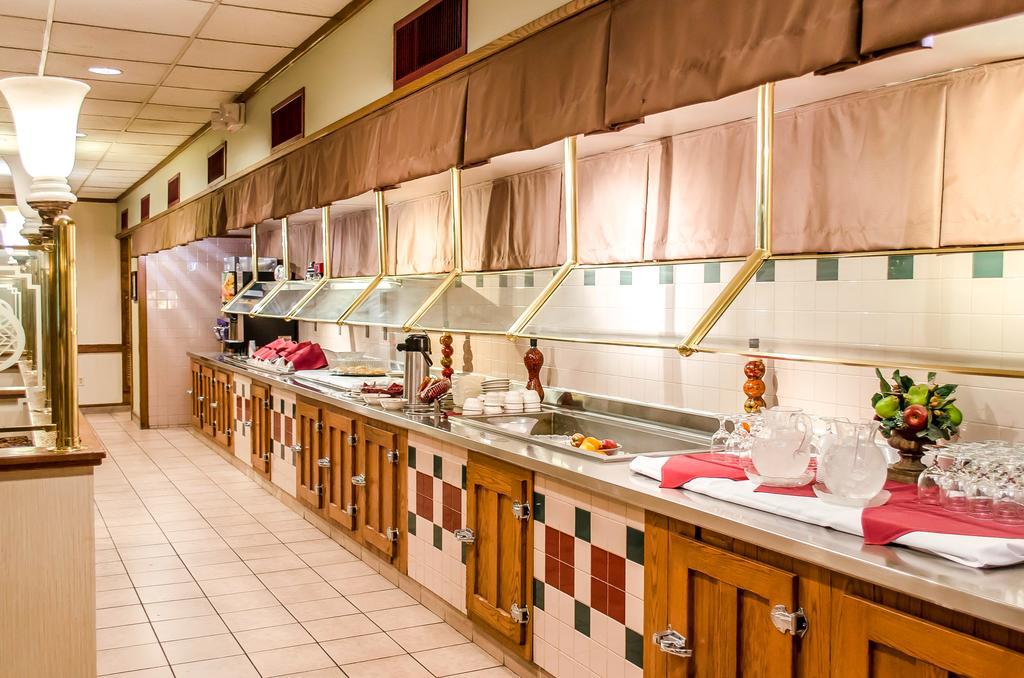 Norwood Inn Hudson ภายนอก รูปภาพ
